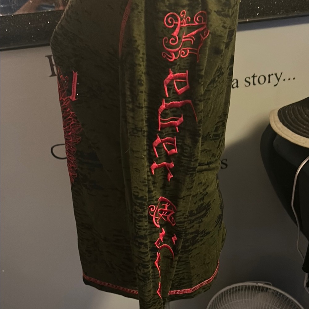 Cowgirl Tuff Long sleeve T - Picture 2 of 5